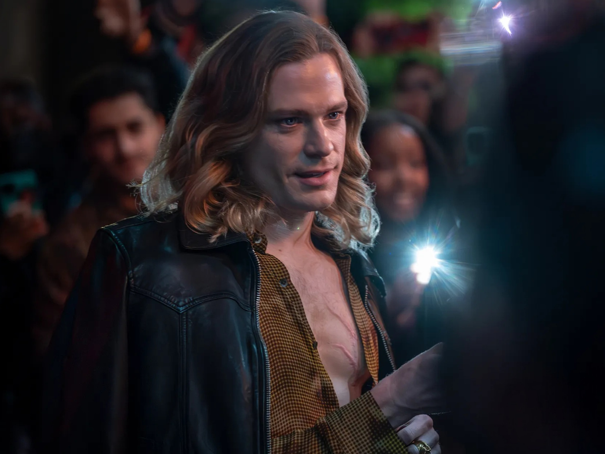 Oh hey there vamp papi - cred EW